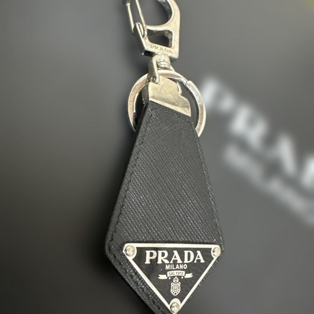 PRADA サフィアーノレザー キーリング