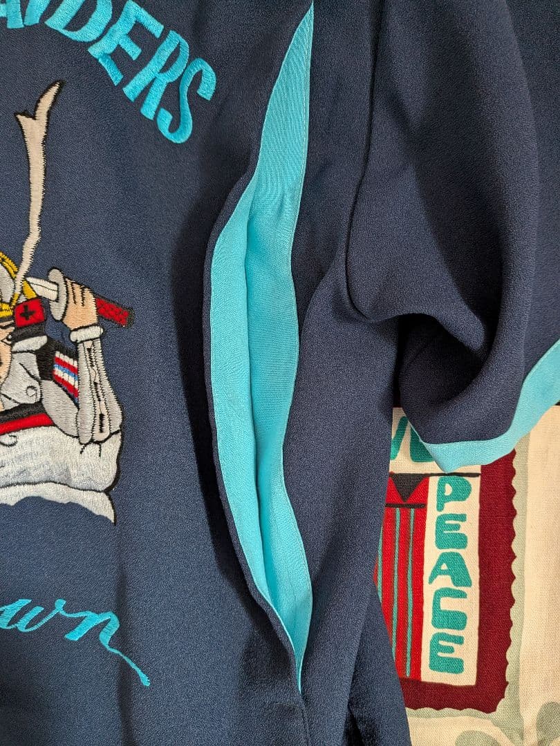 和柄ボーリングシャツ 武者柄