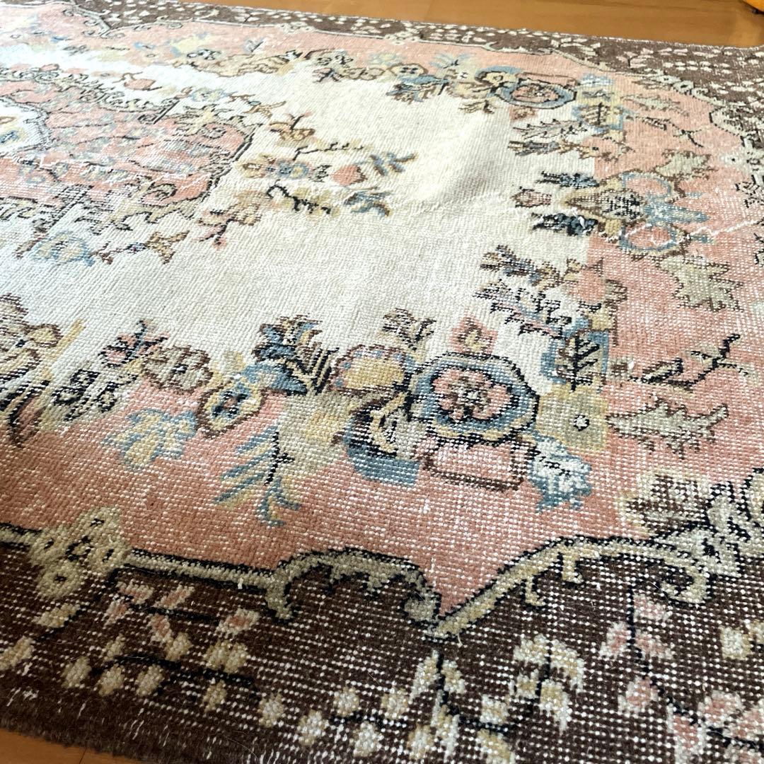 118×207 フローラルメダリオン　スモーキーピンク　トルコヴィンテージラグ