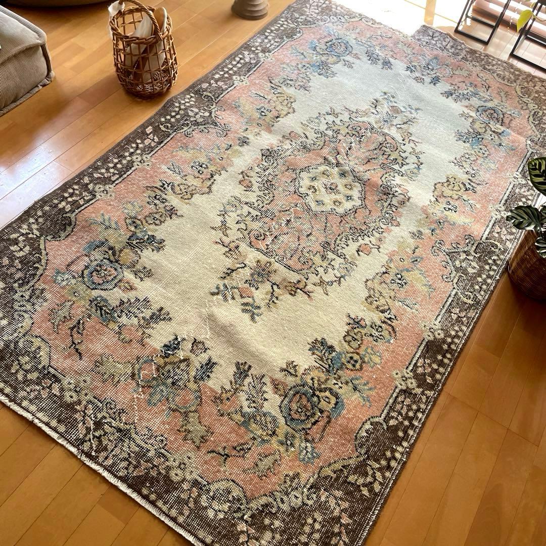 118×207 フローラルメダリオン　スモーキーピンク　トルコヴィンテージラグ