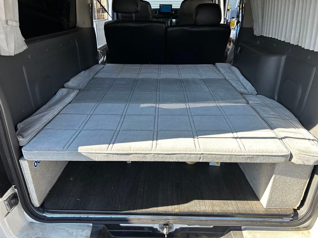 ベッドキット OGUshow キャラバン ハイエース 部品取り？直接引取り希望