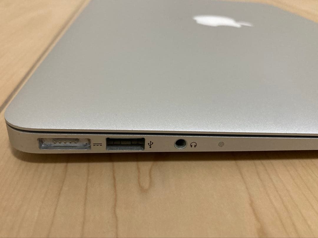 MacBook本体 MacBook Air(13-inch Mid 2012) apple