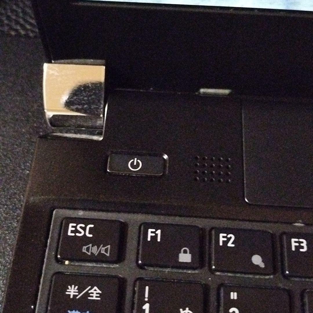 人気13.3インチ薄型ノートパソコン