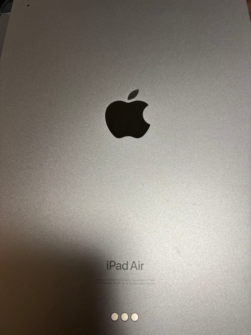 iPad Air 第五世代　64G wifiモデル