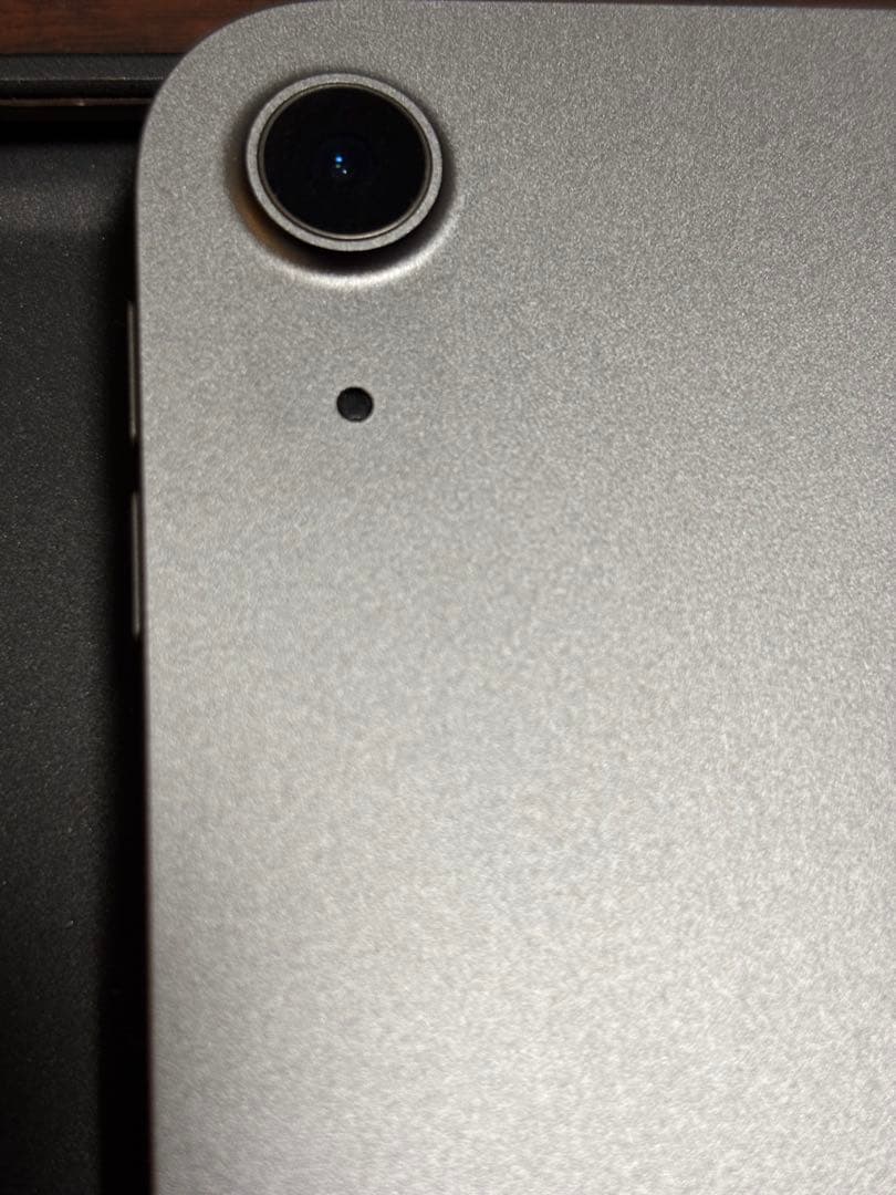 iPad Air 第五世代　64G wifiモデル