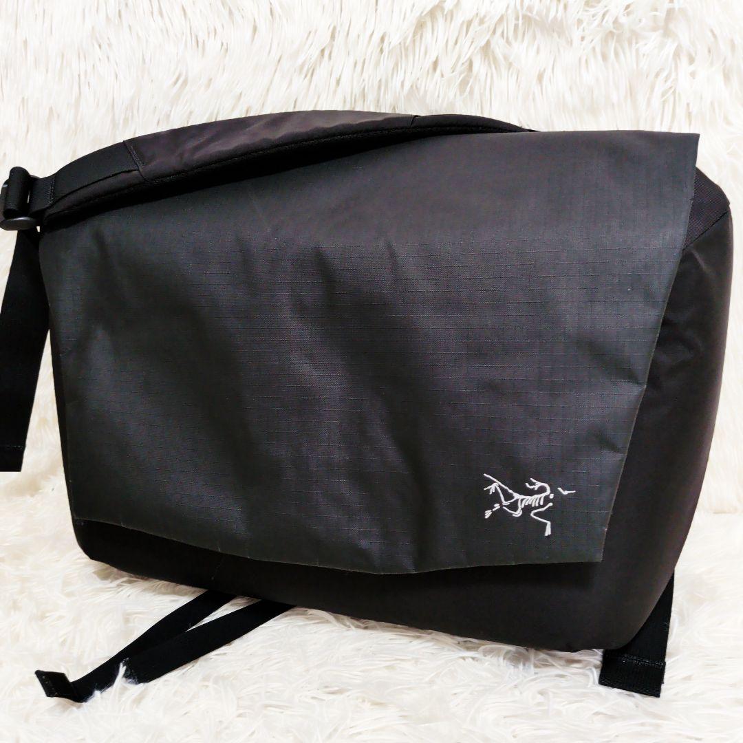 希少 アークテリクス fyx 13 メッセンジャーバッグ arc'teryx