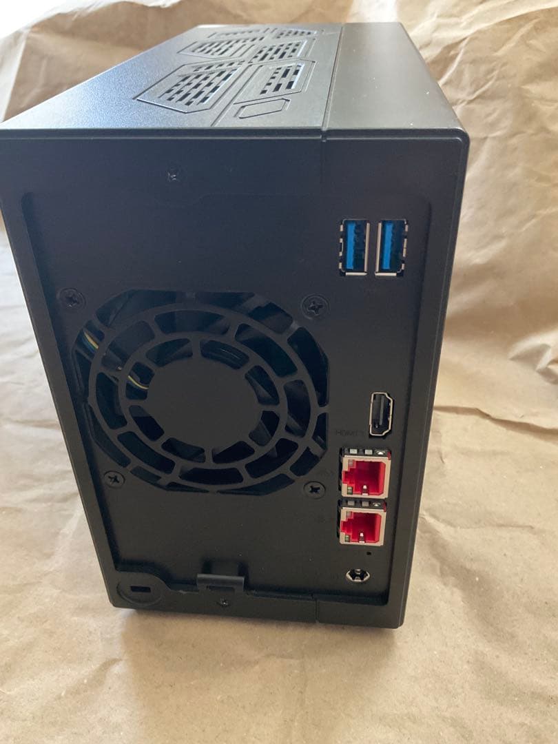 ASUSTOR NIMBUSTOR 2 Gen2 AS5402T NASケース