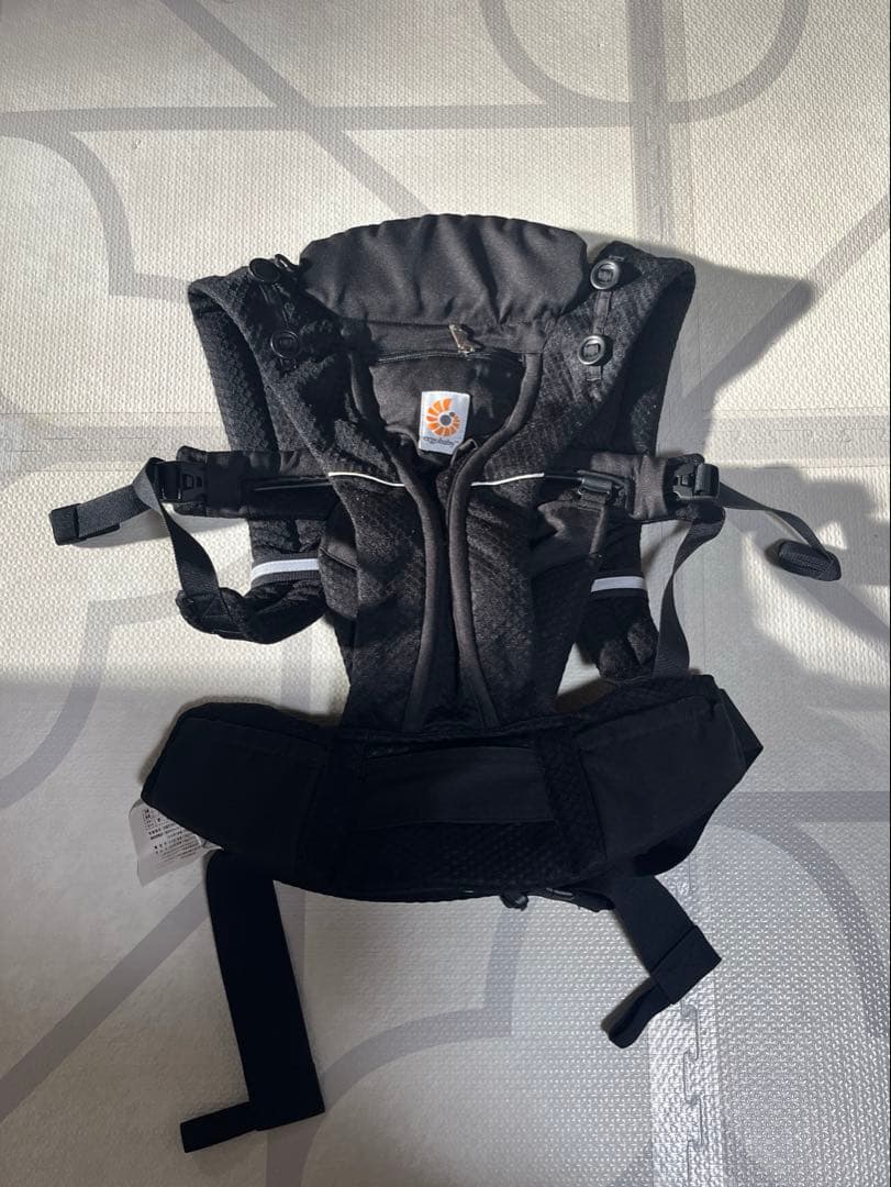 ergobaby エルゴ 抱っこ紐 ブラック 黒 OMNI Breeze