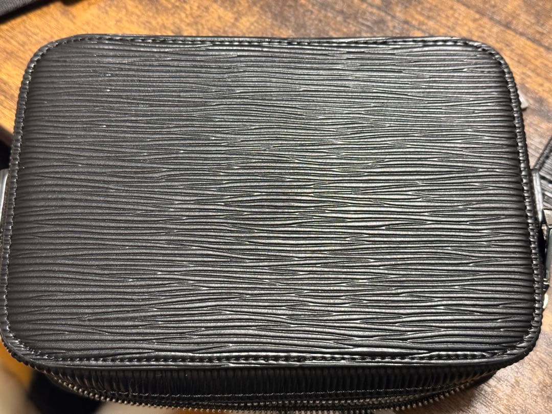 Glitter ブラック バック