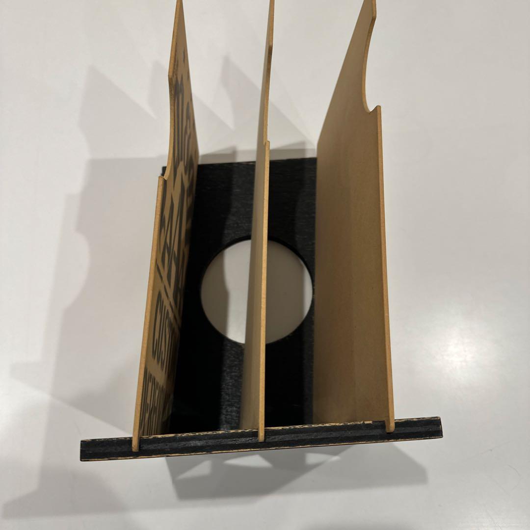 m&m custom performance furniture ペーパーラック