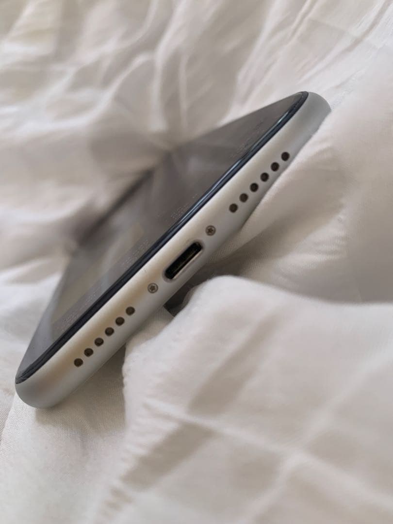 Apple iPhone XR ホワイト 本体　ジャンク⭐︎