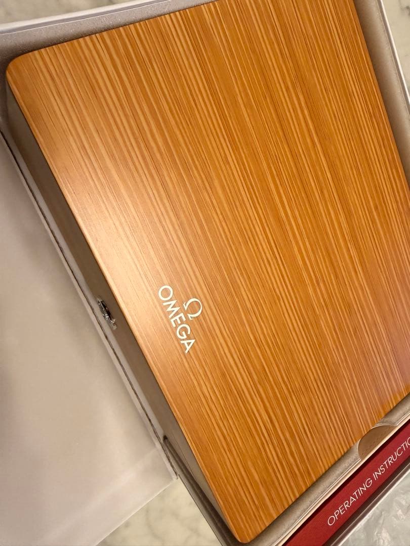 オメガ　OMEGA 純正ボックス　時計　箱　付属品