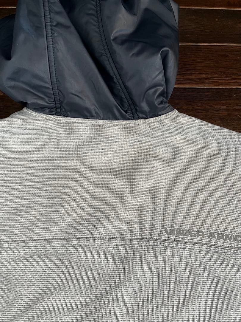 アンダーアーマーUNDER ARMOUR トレーニングウェア 上下2点セット