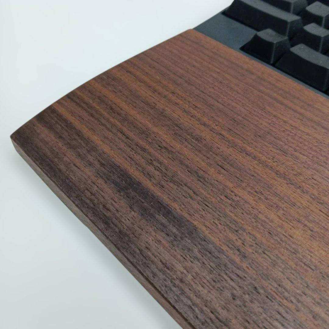 無垢材ウォルナットHHKB用 手作りパームレスト兼キーボードルーフ オスモW