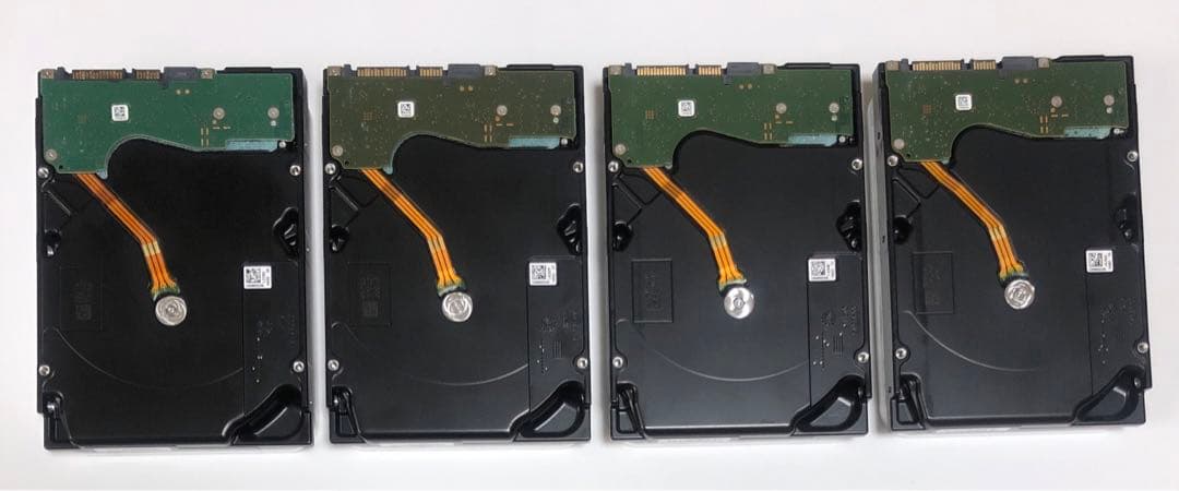 Seagate IronWolf Pro 16TB HDD 4個