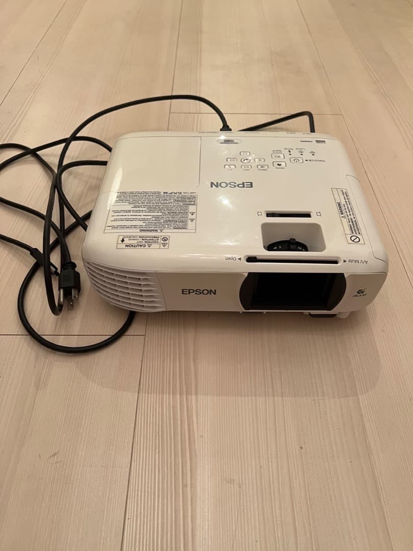 EPSON ホームプロジェクター フルHD 1080p 1060