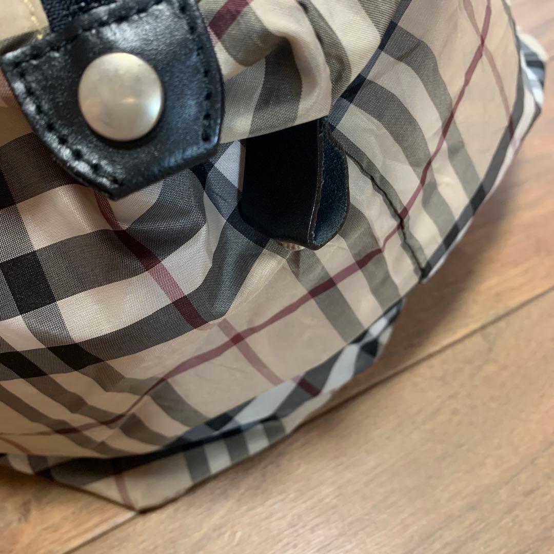 チェック柄 折りたたみボストンバッグとポーチ　バーバリー