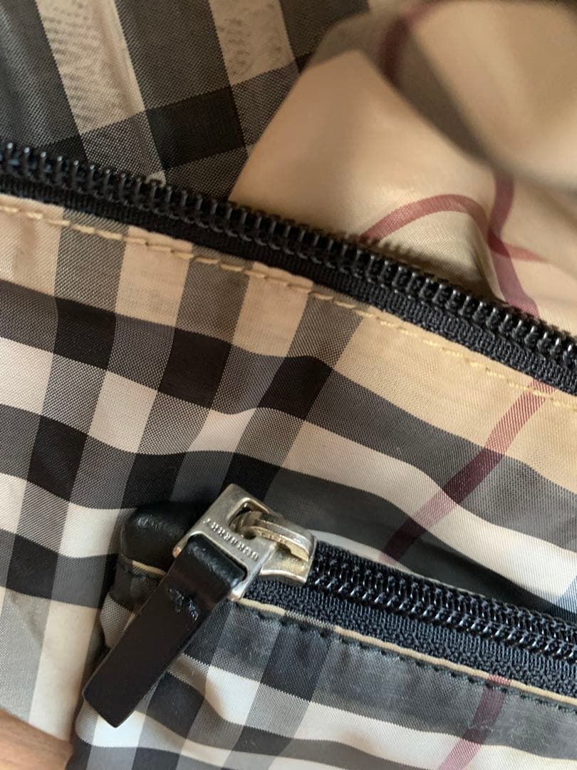 チェック柄 折りたたみボストンバッグとポーチ　バーバリー