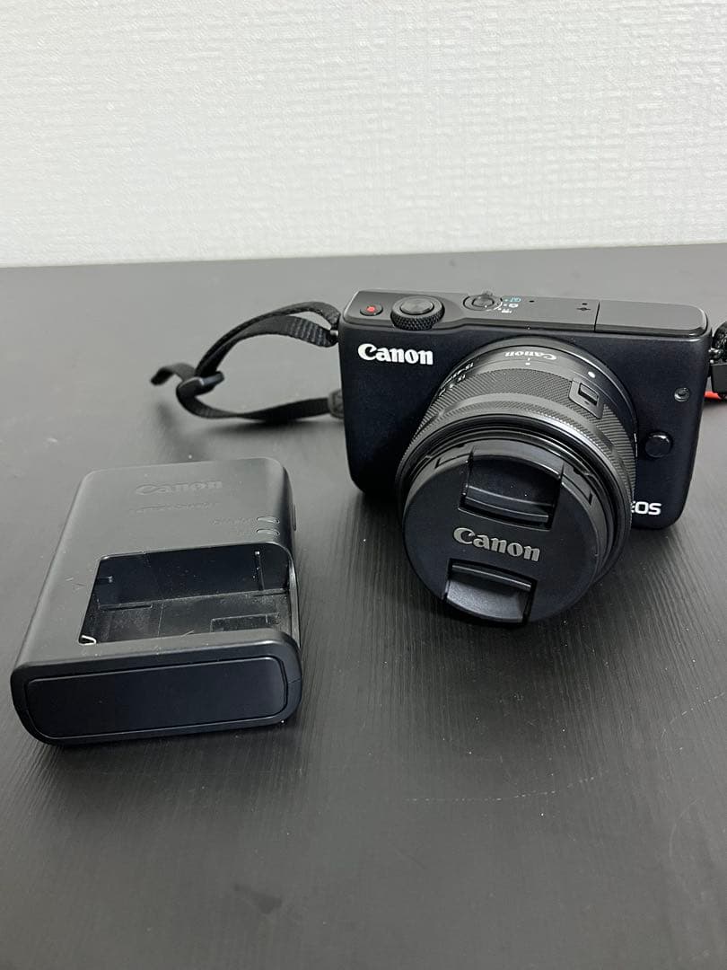 Canon EOS M10 レンズキット EF-M 15-45mm IS STM