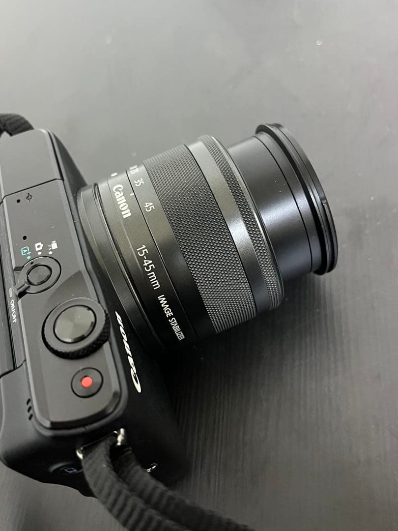 Canon EOS M10 レンズキット EF-M 15-45mm IS STM