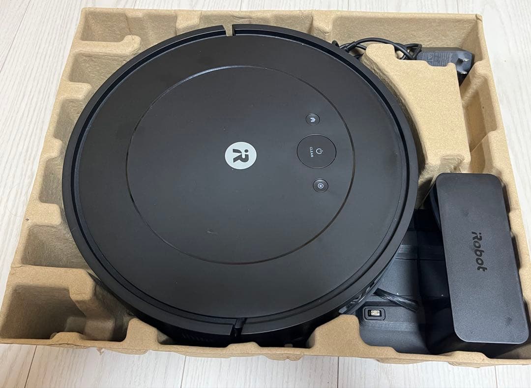 ルンバ　Roomba Combo ロボット掃除機本体 Y011060