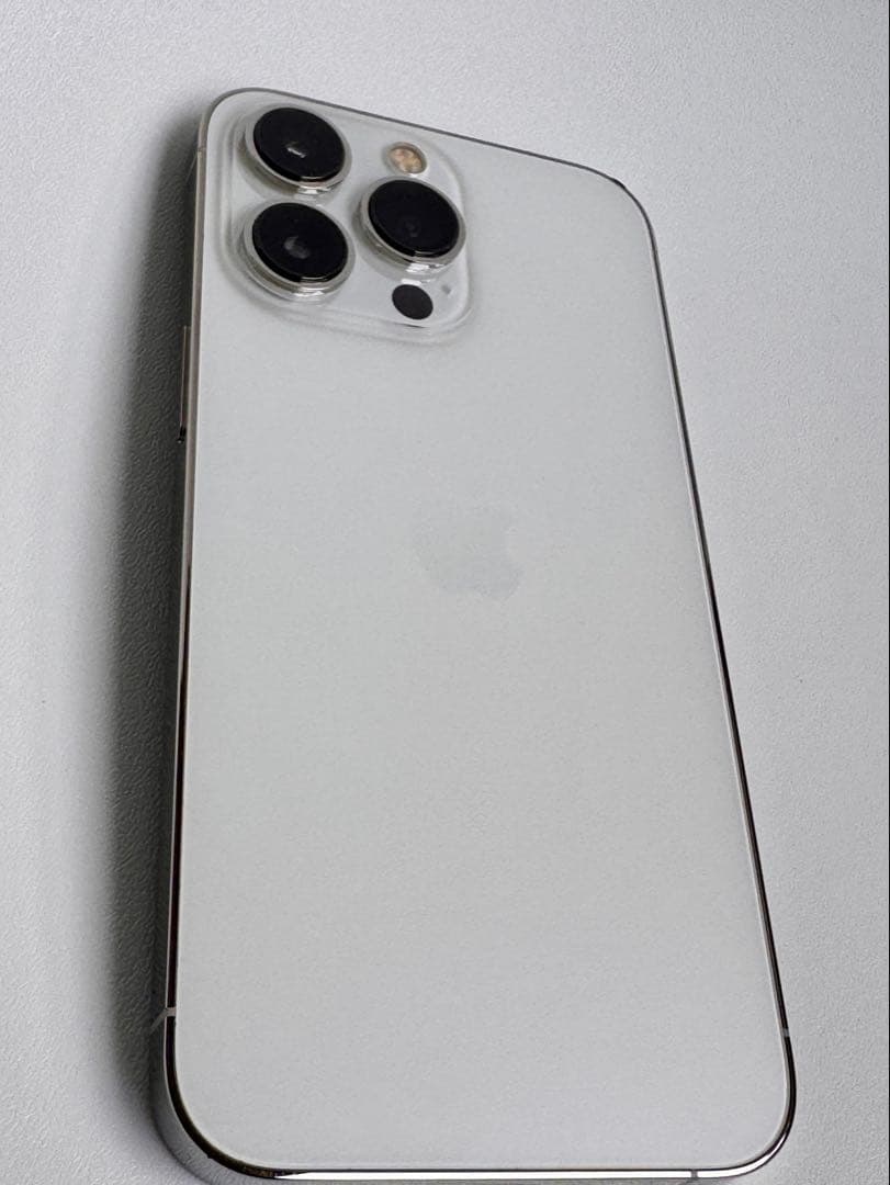【美品】Apple iPhone13Pro 256GB シルバー