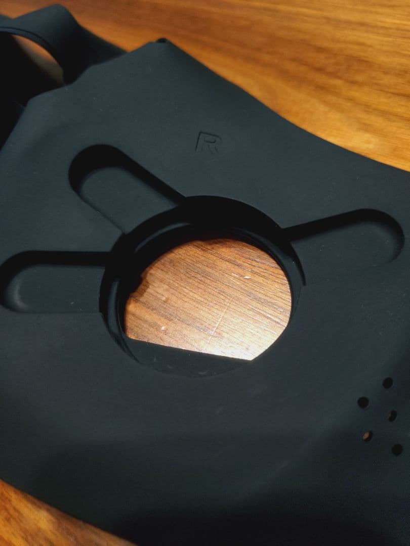 メディリフトプラス EPM-18BB USED品 美顔器 シリコン製