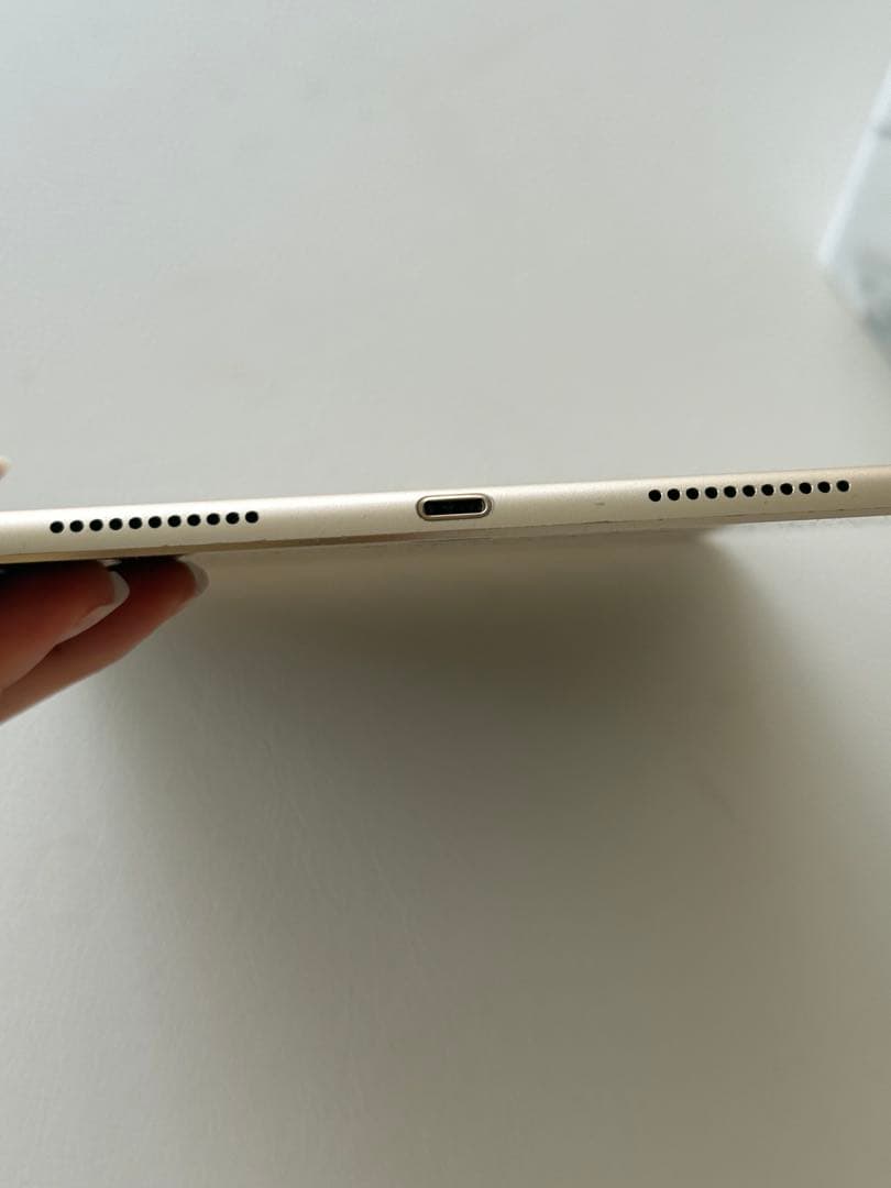 Apple iPad Pro 10.5インチ ゴールド A1701 256GB