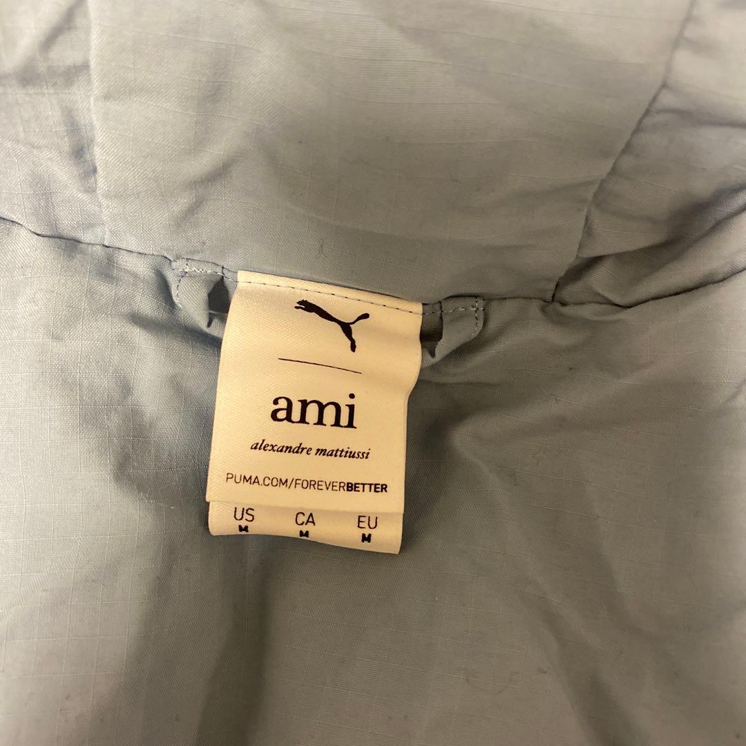 AMIPARIS PUMA フード付きライトブルーダウンジャケット