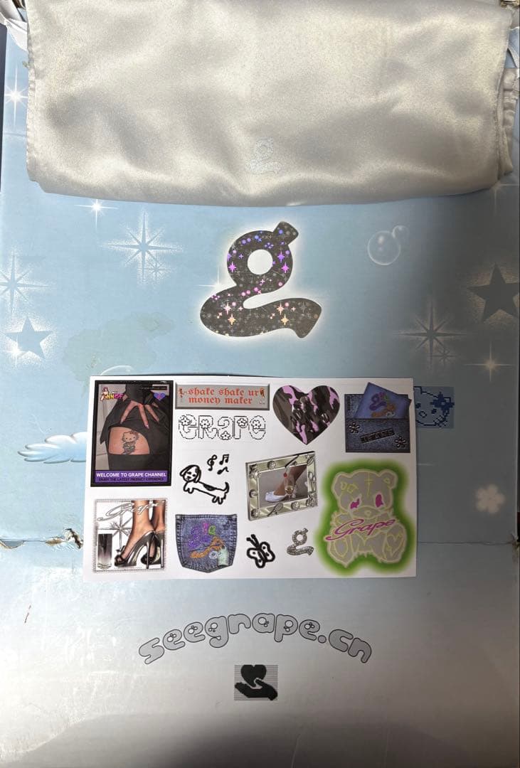 Grape 靴　シューズ　レア　シルバー　ピンク　シール付き　箱付き　240mm