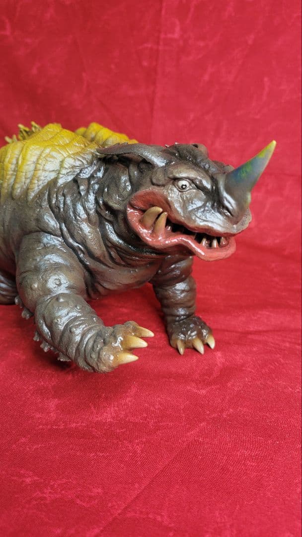 エ*ー様 ビリケン商会ソフビキット完成品　透明怪獣ネロンガガレージキット完成品ウ