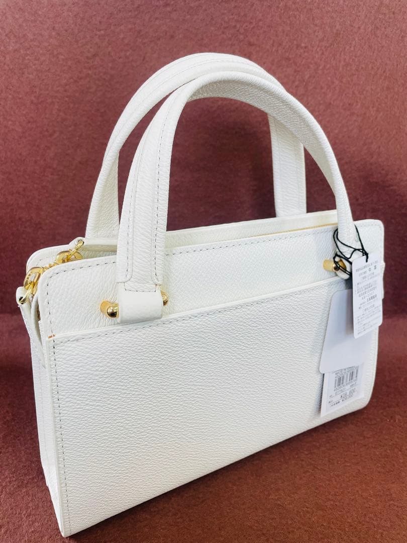 新品 CASTELBAJAC カステルバジャック 牛革セカンドバッグ ホワイト