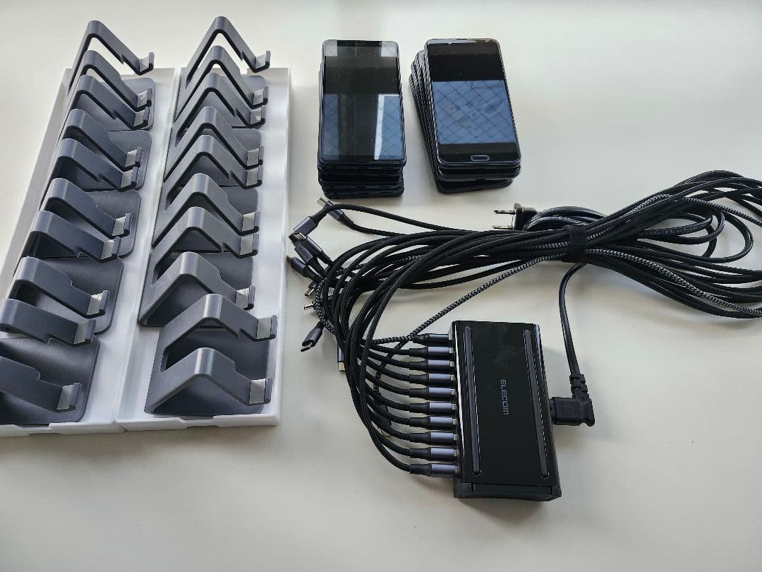 docomo SH-01L 5台 F-02L 5台 スタンド10台USB充電器付