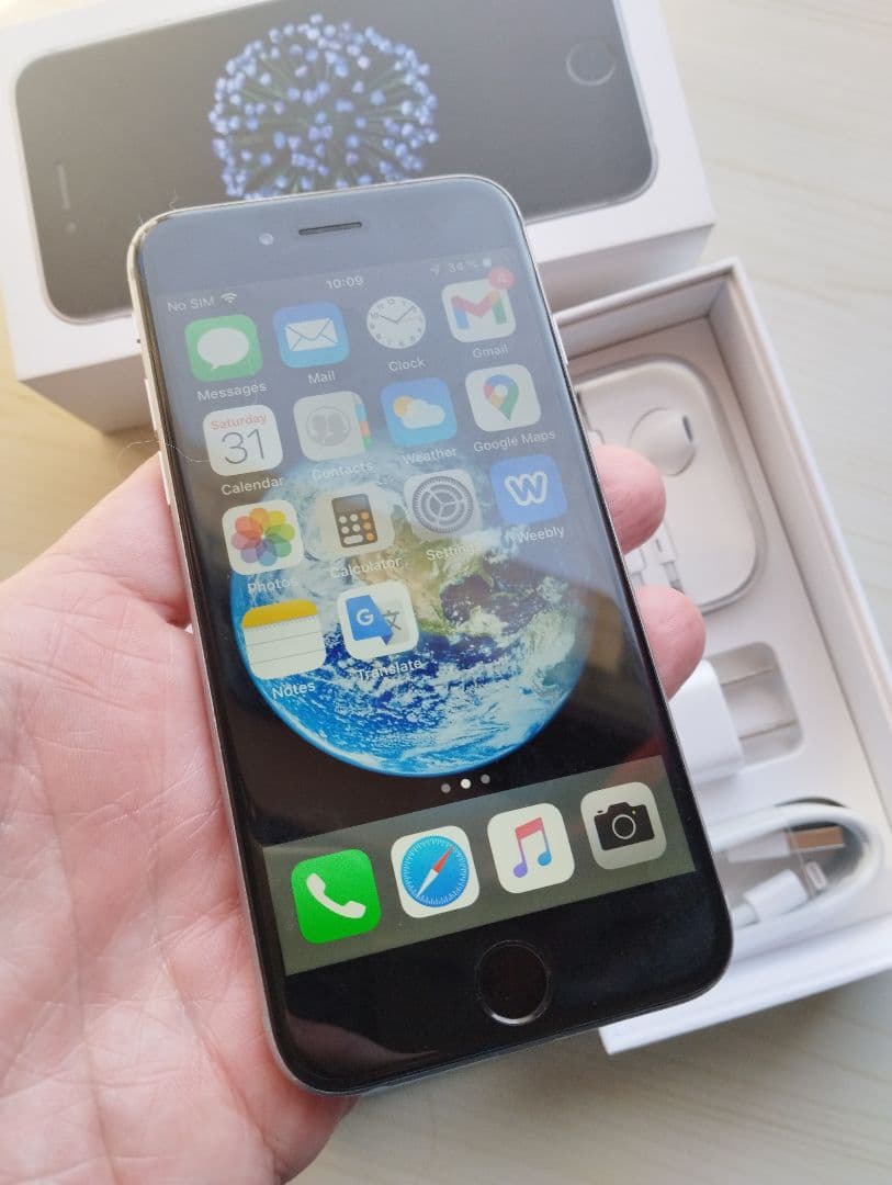 iPhone 6 SIMフリー 64GB（箱・付属品付き）