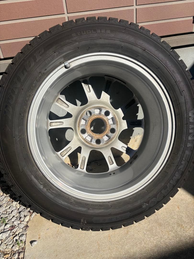 プリウスアルファ純正アルミ、スタッドレス　1本