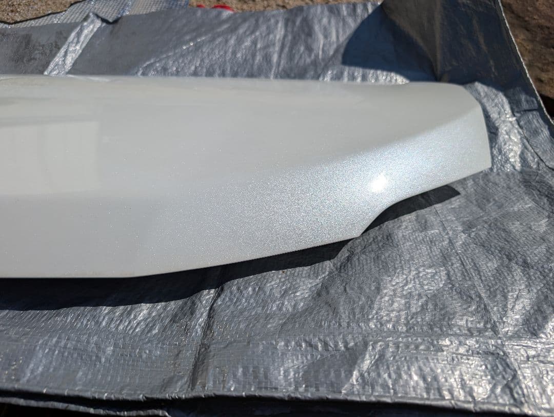 まめ　ヴェルファイア20系後期ボンネットフード/純正 白070 ホワイト