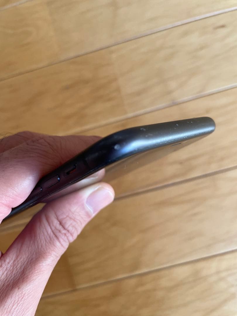 iPhone 11 デュアルsim 64GB