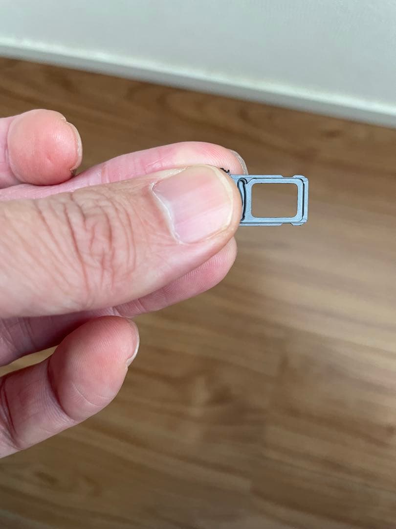 iPhone 11 デュアルsim 64GB