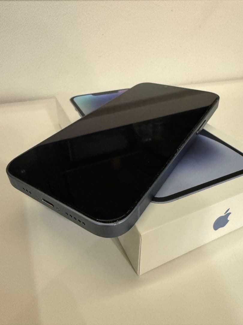 即発送 / iPhone14 512GB SIMフリー/箱+未使用ケーブル付き