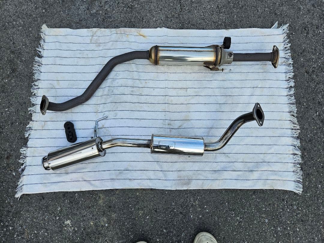 り*く様 K13改 マーチニスモS HKS サイレントハイパワーと純正センターパ