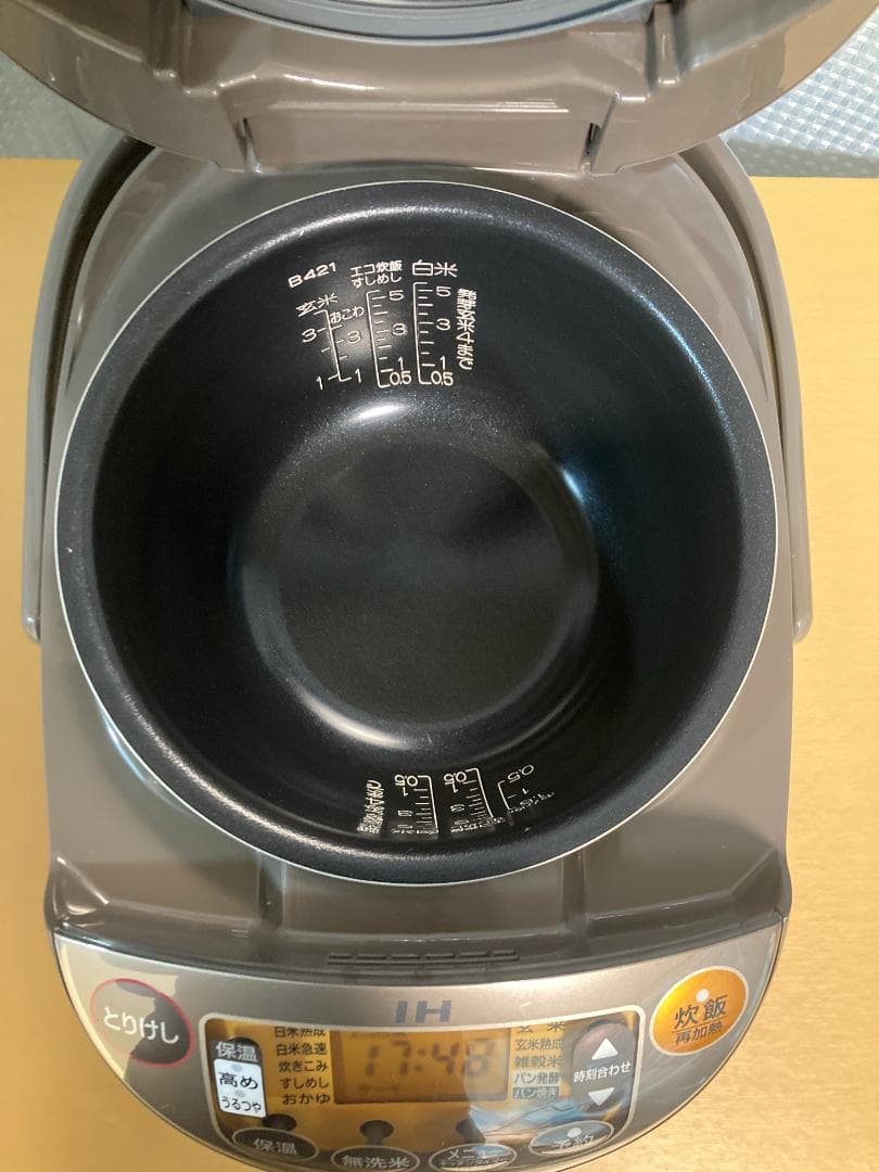 ★NP-VV10 ZOJIRUSHI 象印 IH 炊飯器 ジャー 2020年製