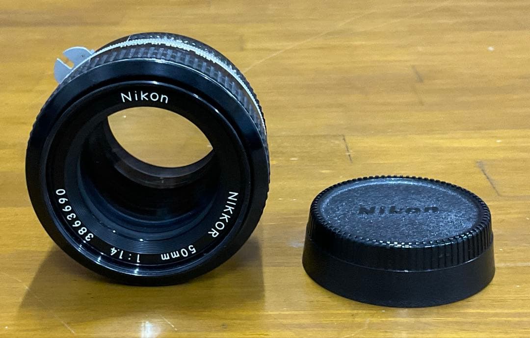 ニコン　単焦点レンズ　Ai　NIKKOR　50mm　f1.4　リアキャップ付き