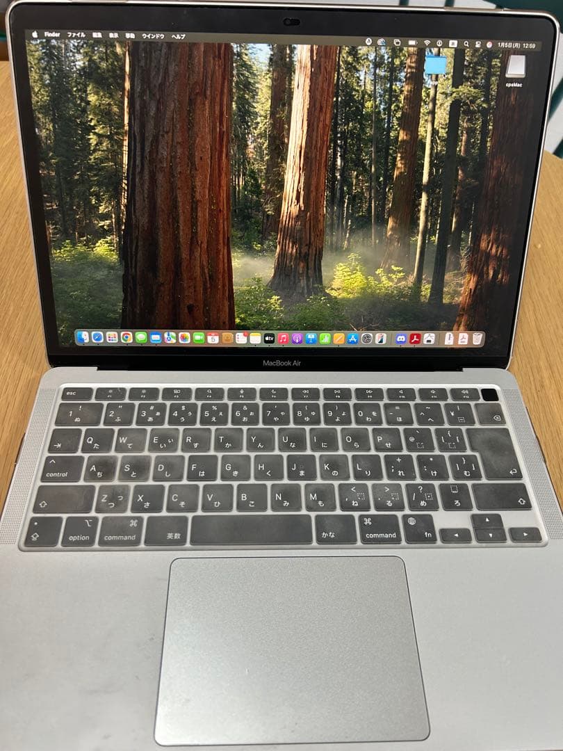 Apple MacBook Air 8GB 13インチ　M1チップ