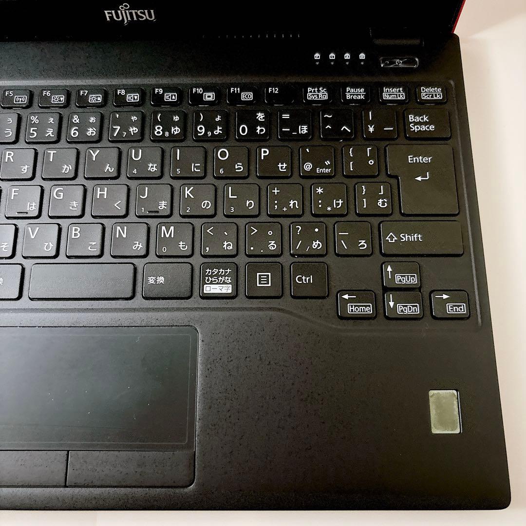 薄型で軽量✨第８世代 i5 快適SSD フルHD ノートパソコン 富士通