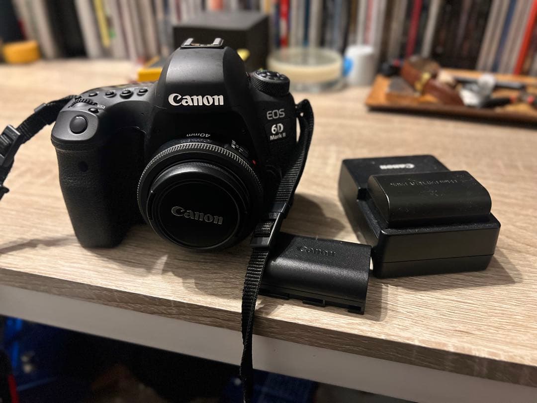 最終値下げ！Canon 6D mark2 美品　ef40mm f2.8単焦点