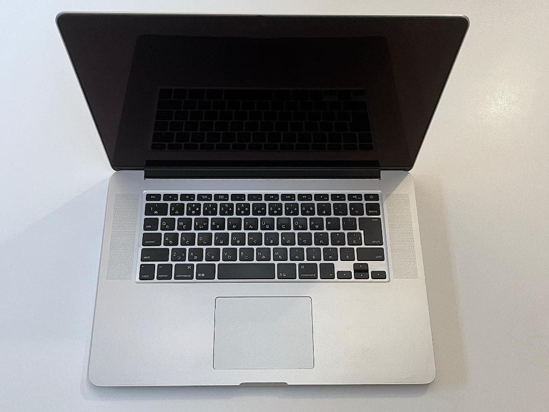 MacBook Pro 2013 15インチ 充放電回数 6回