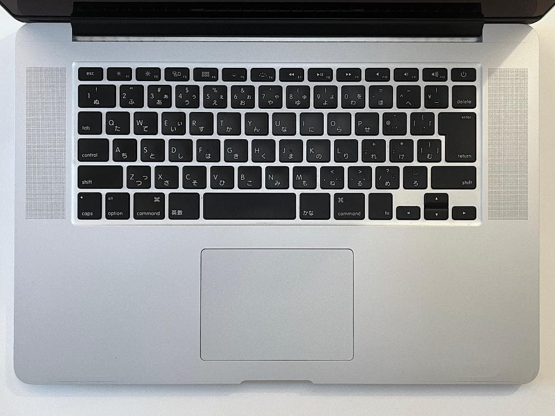 MacBook Pro 2013 15インチ 充放電回数 6回