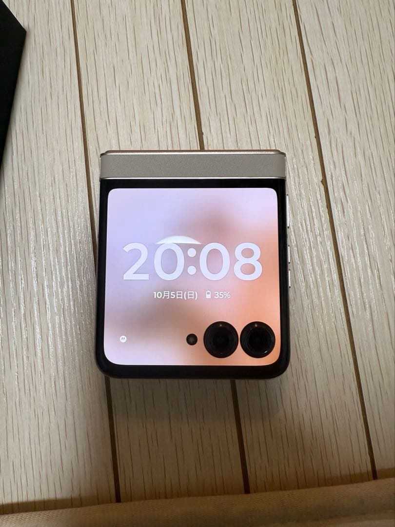 Motorola razr 50（モトローラ レイザー50）256GB