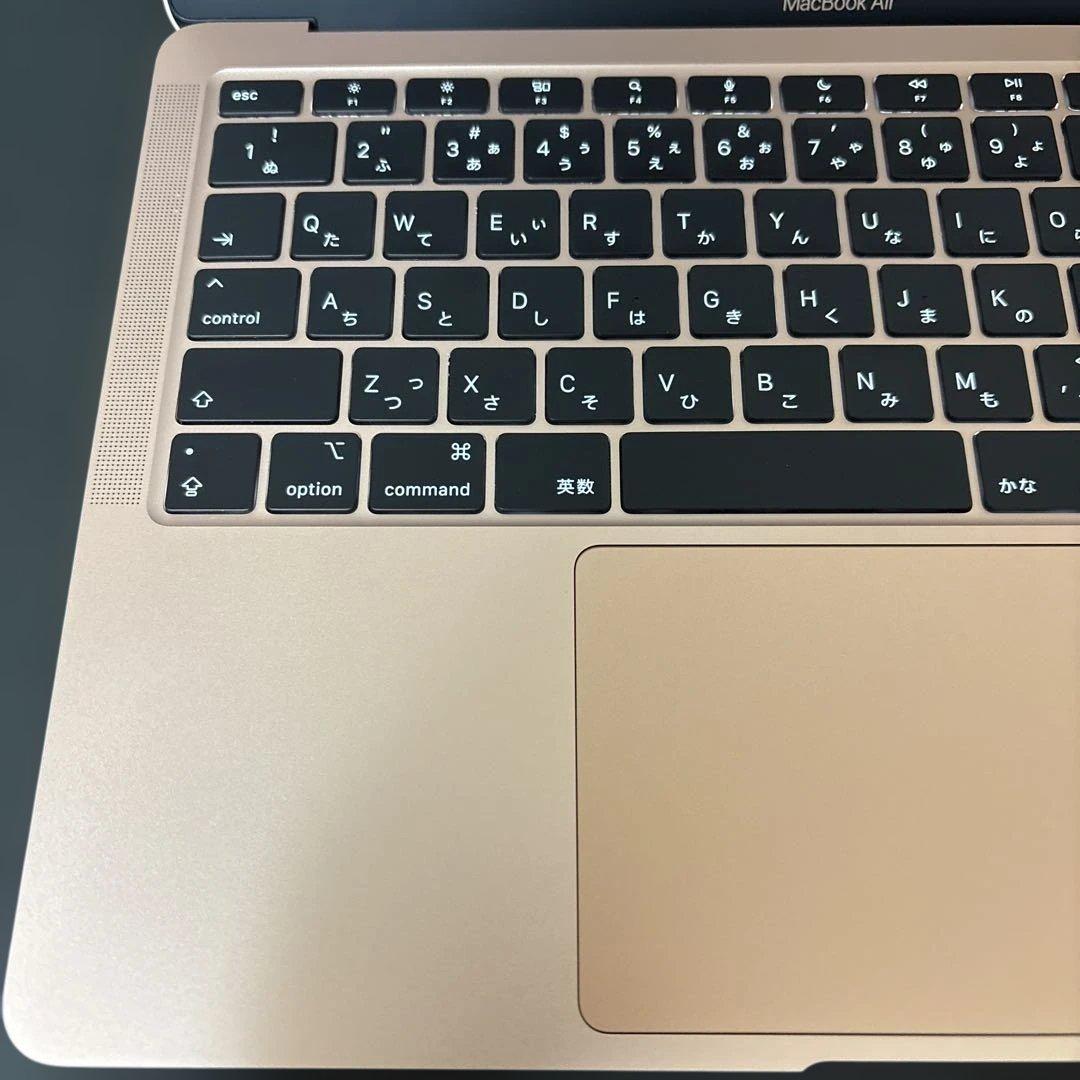 Apple MacBook Air (M1, 2020年モデル)