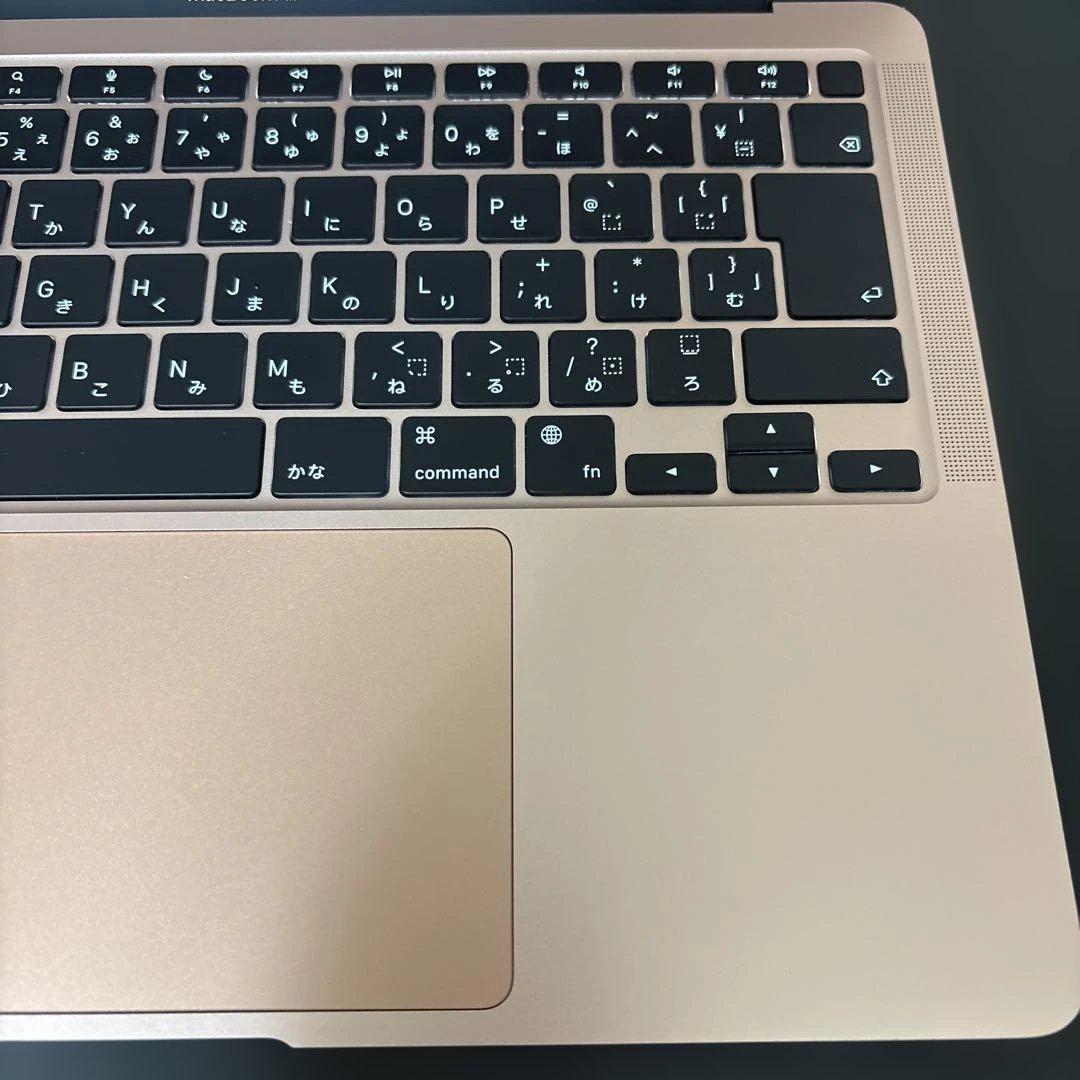 Apple MacBook Air (M1, 2020年モデル)